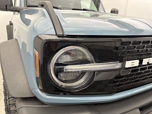 Used 2023 Ford Bronco Wildtrak AWD/4WD image 18