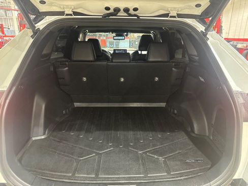 Used 2019 Toyota RAV4 XSE w/ XSE Weather Package AWD/4WD image 10