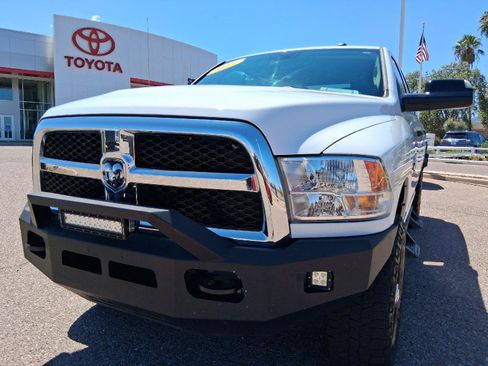 Used 2017 RAM 2500 Tradesman w/ Chrome Appearance Group AWD/4WD image 12