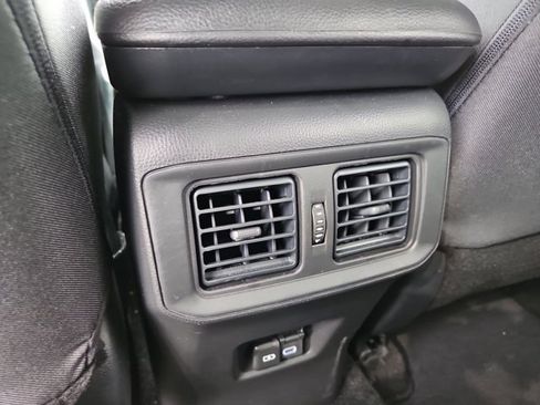 Used 2025 Toyota RAV4 XLE w/ Convenience Package FWD image 18