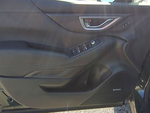 Used 2023 Subaru Forester Touring image 15