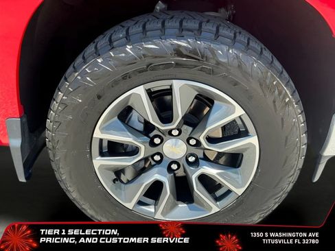 Used 2023 Chevrolet Silverado 1500 LT AWD/4WD image 17