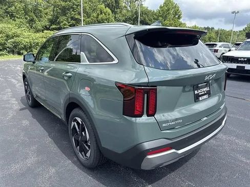New 2026 Kia Sorento EX AWD/4WD image 4