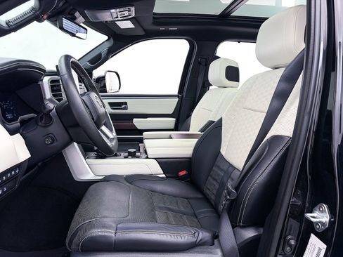 Used 2023 Toyota Tundra Capstone image 21