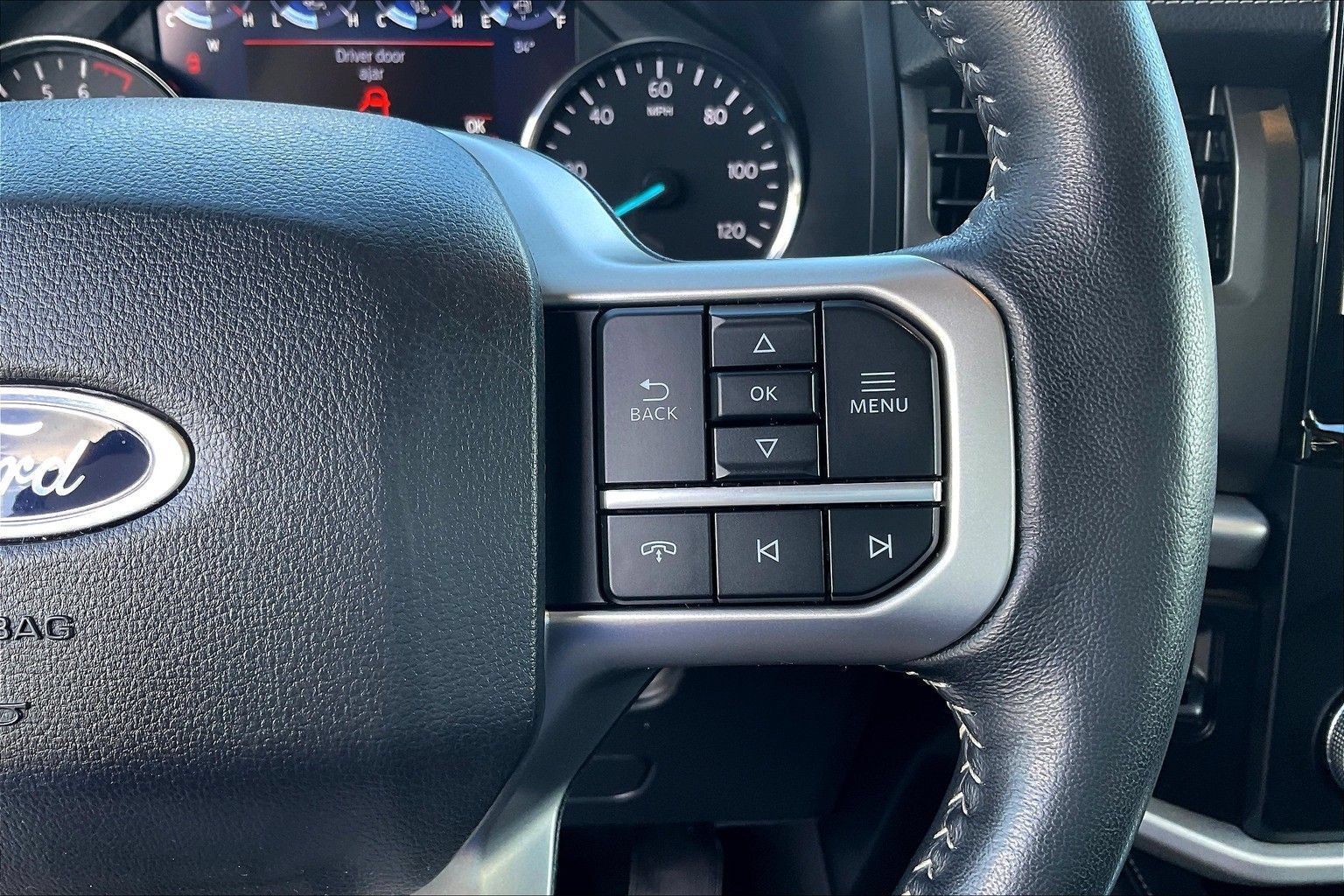 Used 2024 Ford Expedition XLT RWD image 23