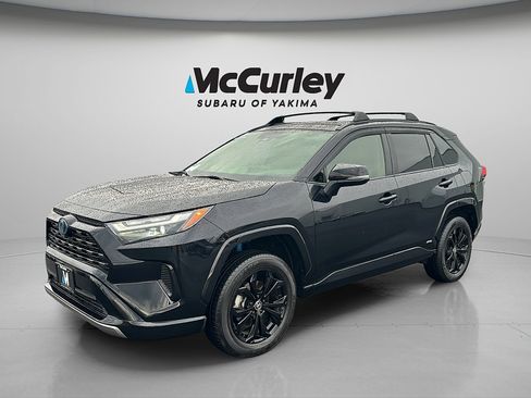 Used 2024 Toyota RAV4 SE w/ Weather Package AWD/4WD image 9