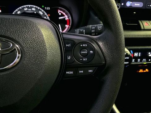 Used 2024 Toyota RAV4 XLE image 23