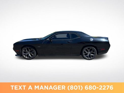 Used 2019 Dodge Challenger R/T RWD image 2
