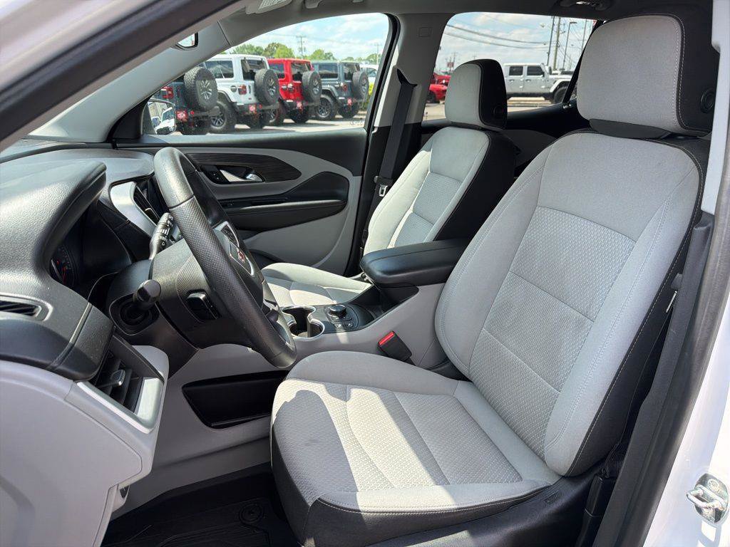 Used 2022 GMC Terrain SLE w/ Driver Convenience Package FWD image 31