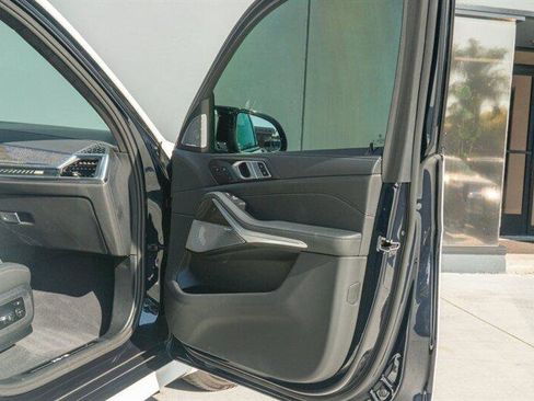 Used 2025 BMW X5 M Competition w/ Executive Package image 64