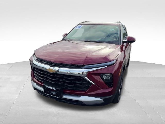 Certified 2024 Chevrolet TrailBlazer LT w/ LT Cold Weather Package FWD image 2