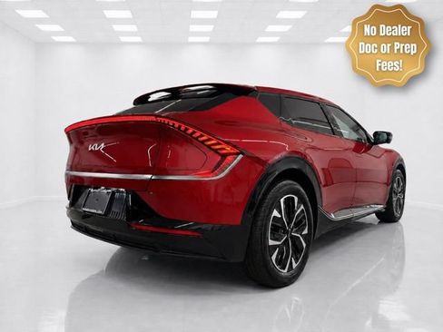 Used 2024 Kia EV6 Wind w/ Wind Technology Package AWD/4WD image 3