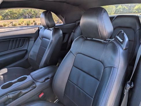 Used 2022 Ford Mustang Premium image 18