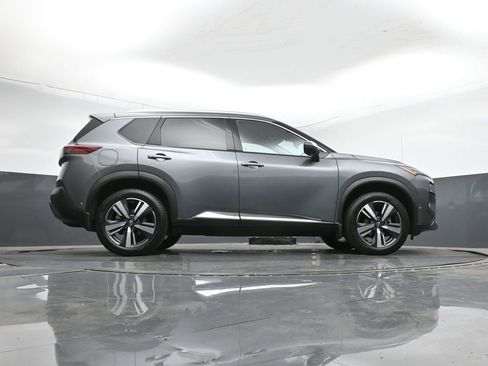 Used 2023 Nissan Rogue SL w/ SL Premium Package image 46