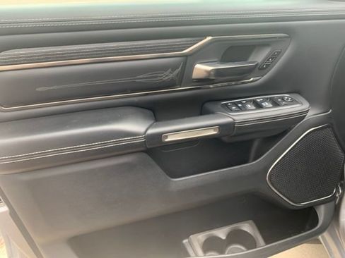 Used 2019 RAM 1500 Limited w/ Advanced Safety Group AWD/4WD image 11