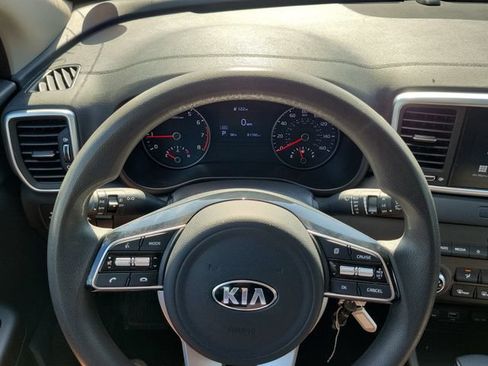 Used 2022 Kia Sportage LX AWD/4WD image 21