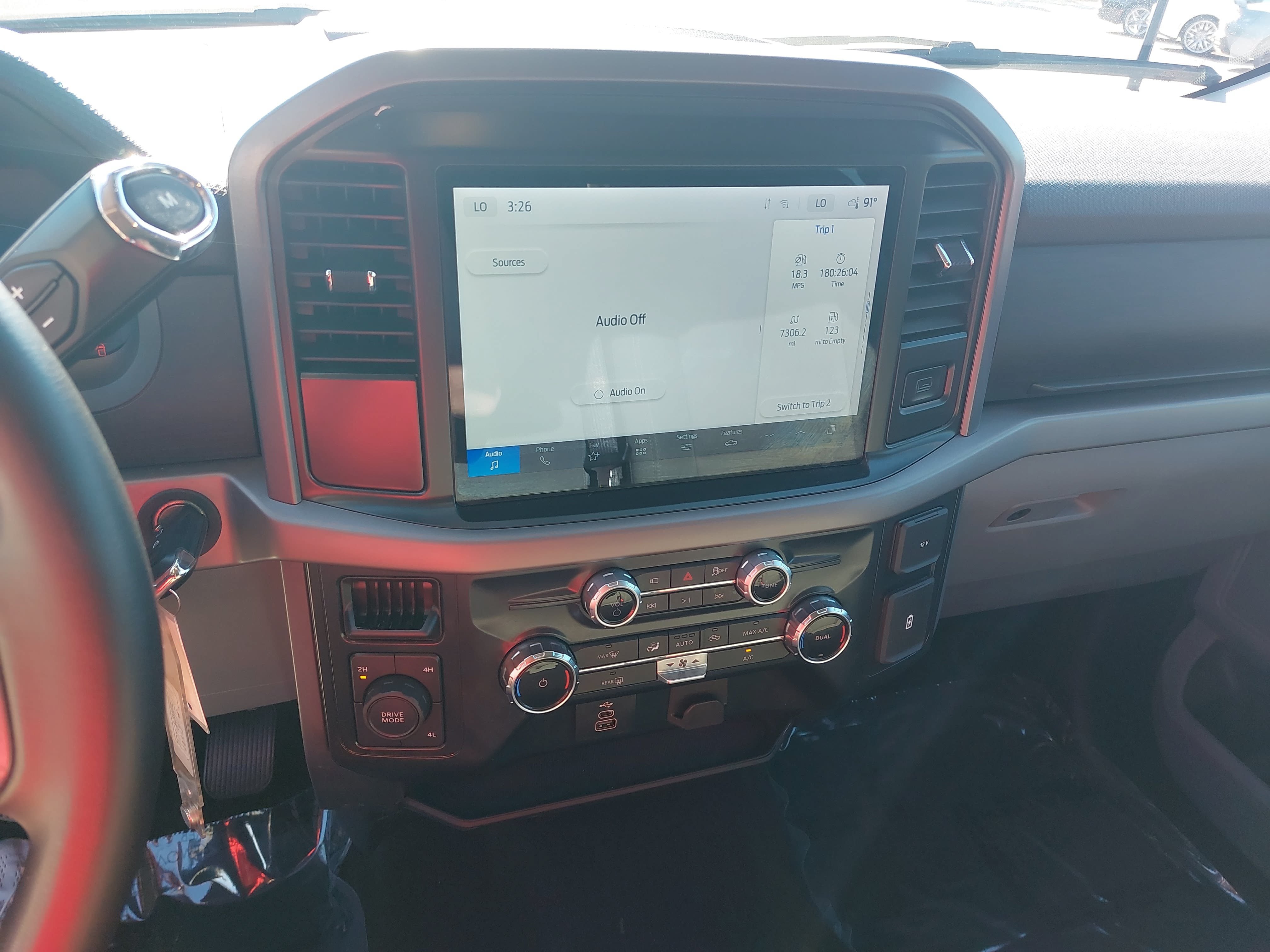 Used 2025 Ford F150 XLT w/ Equipment Group 301A Standard AWD/4WD image 19