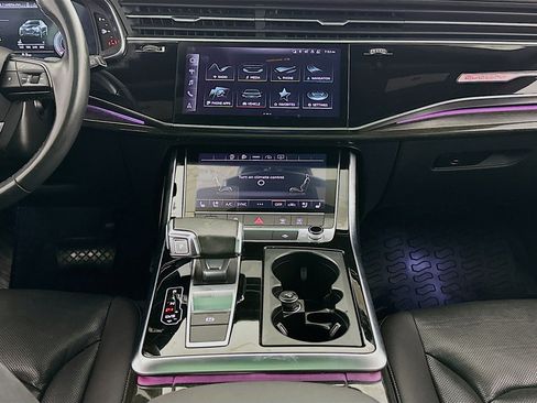 Used 2023 Audi Q8 Premium Plus w/ Premium Plus Package image 11