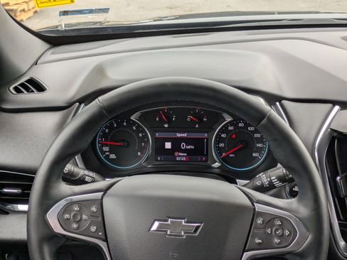 Certified 2023 Chevrolet Traverse RS image 22