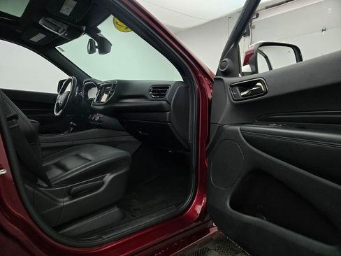 Used 2022 Dodge Durango GT image 31
