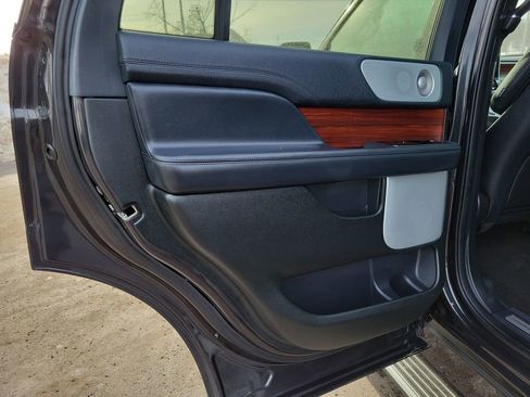 Used 2023 Lincoln Navigator Reserve image 20