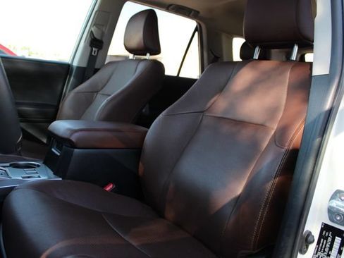 Used 2022 Toyota 4Runner Limited AWD/4WD image 23