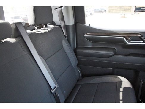 Used 2024 Chevrolet Silverado 1500 LT w/ Z71 Off-Road Package image 15