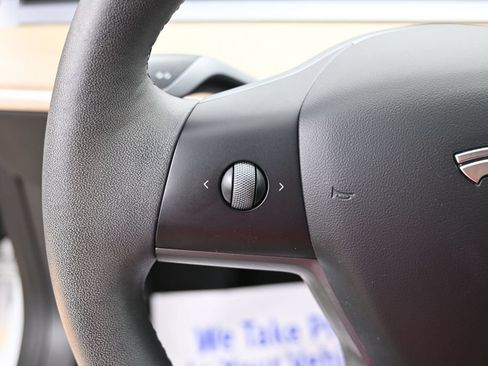Used 2022 Tesla Model 3 RWD image 18