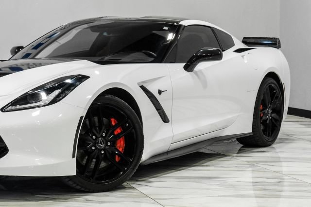 Used 2015 Chevrolet Corvette Stingray Coupe w/ 2LT Preferred Equipment Group RWD image 7