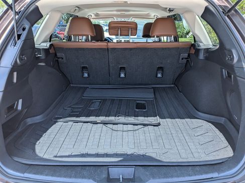Used 2019 Subaru Outback 3.6R Touring w/ Popular Package #3A AWD/4WD image 13