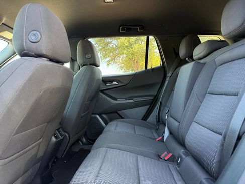 Used 2025 Chevrolet Equinox LT FWD image 27