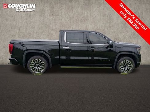 Used 2024 GMC Sierra 1500 Denali Ultimate AWD/4WD image 9