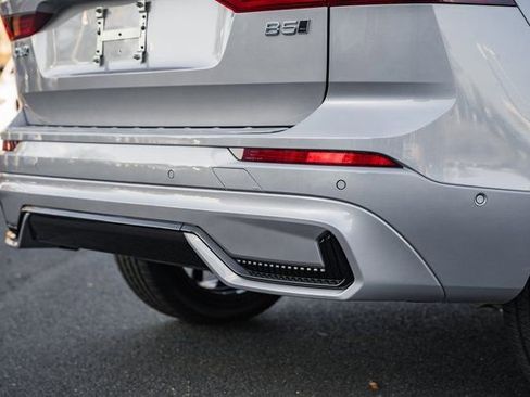 New 2026 Volvo XC60 B5 Plus w/ Protection Package Premier image 8