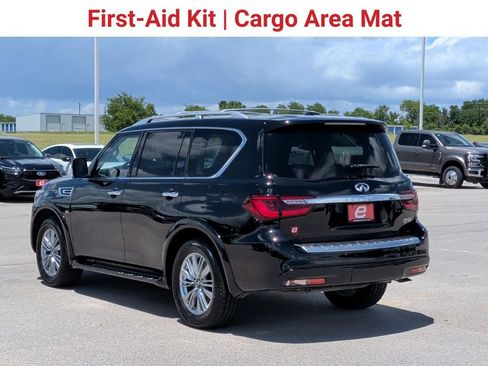 Used 2019 INFINITI QX80 Luxe w/ All-Season Package RWD image 12
