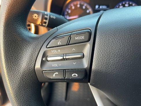 Used 2019 Hyundai Kona SE AWD/4WD image 26