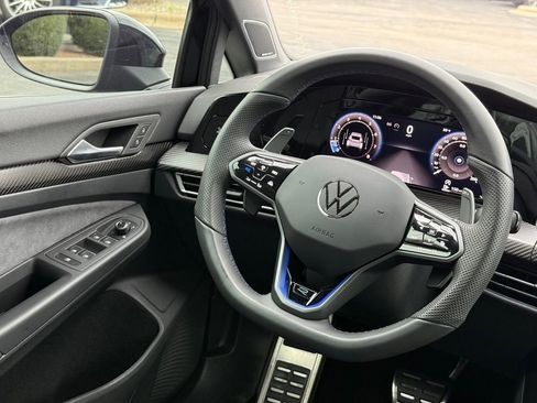 Certified 2025 Volkswagen Golf R Black Edition AWD/4WD image 15