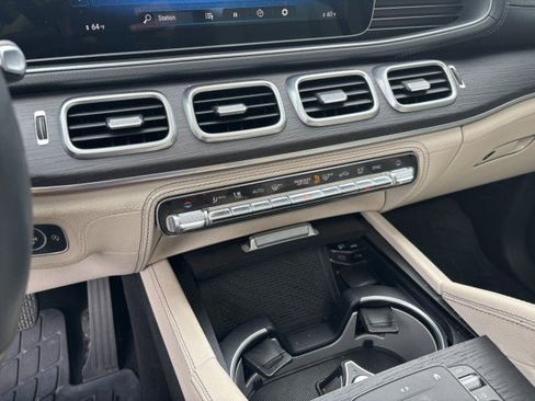Used 2021 Mercedes-Benz GLE 350 4MATIC image 23