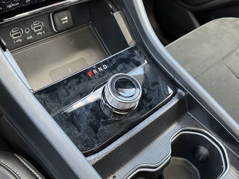 New 2025 Jeep Grand Cherokee L Altitude RWD image 25