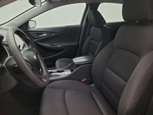 Used 2023 Chevrolet Malibu LT FWD image 17