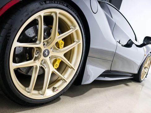 Used 2020 Ferrari 488 Pista image 48