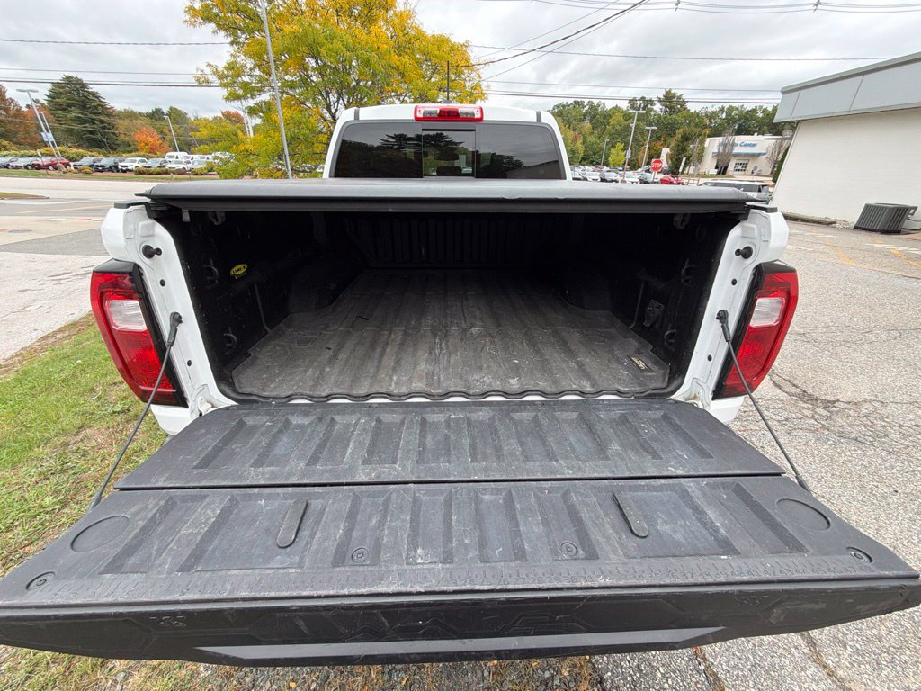 Used 2024 GMC Canyon AT4 w/ Canyon Safety Plus Package AWD/4WD image 4