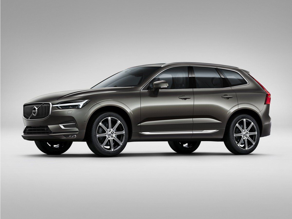 Used 2018 Volvo XC60 T5 Momentum w/ Vision Package AWD/4WD image 1