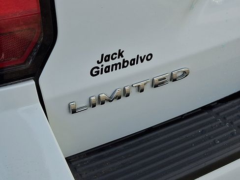 Used 2021 Ford Expedition Max Limited image 38