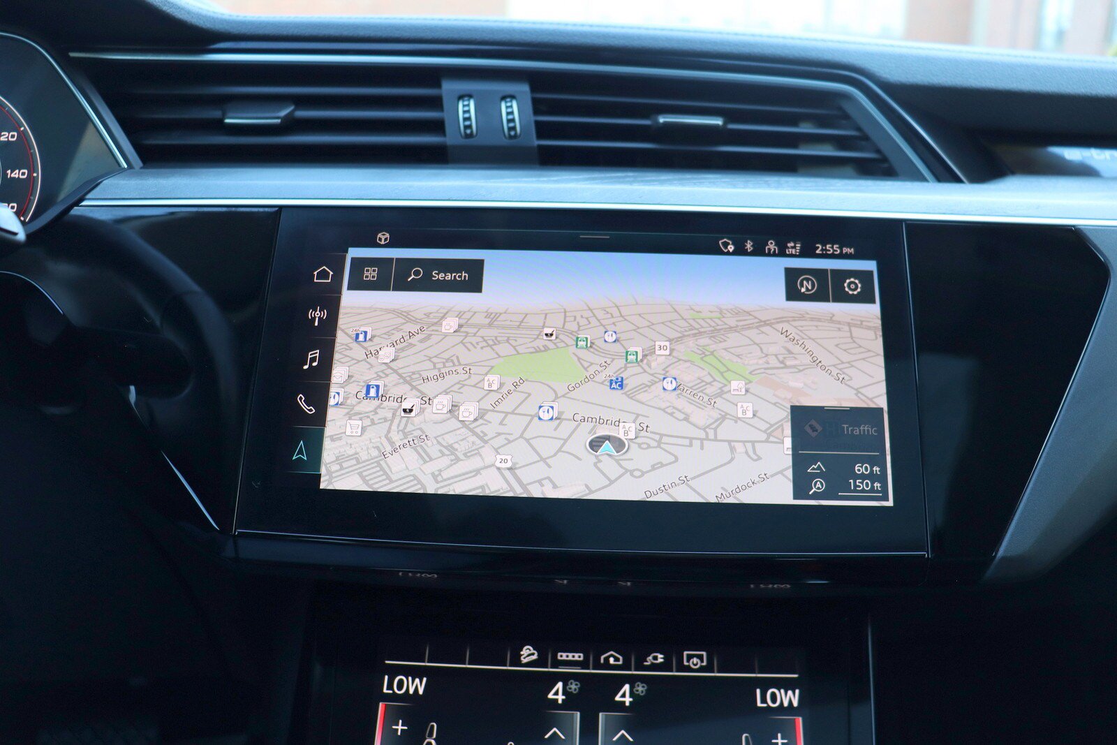 Used 2024 Audi Q8 e-tron Premium Plus AWD/4WD image 32