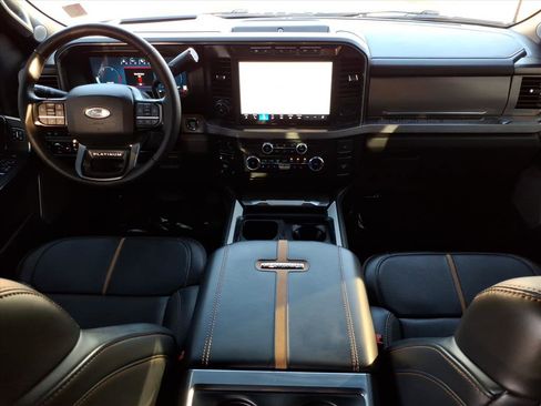 Used 2024 Ford F250 Platinum image 18
