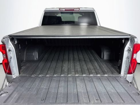 Used 2021 Chevrolet Silverado 1500 Custom AWD/4WD image 28