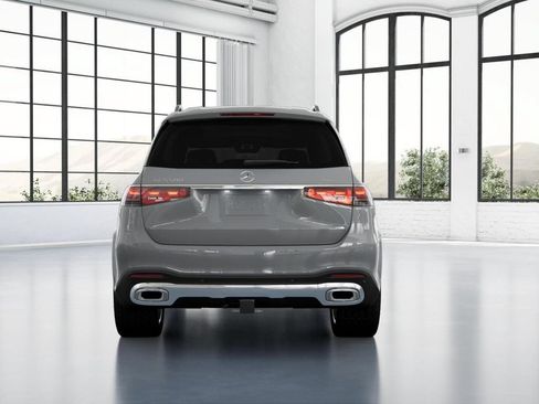 New 2026 Mercedes-Benz GLS 580 4MATIC image 25