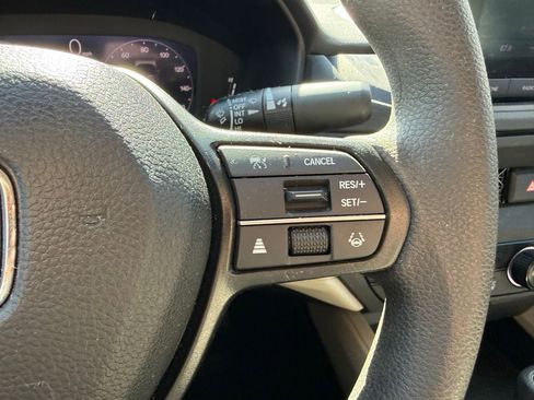 Used 2023 Honda Accord EX image 13