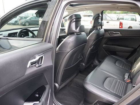 Certified 2024 Kia Sportage SX Prestige AWD/4WD image 16