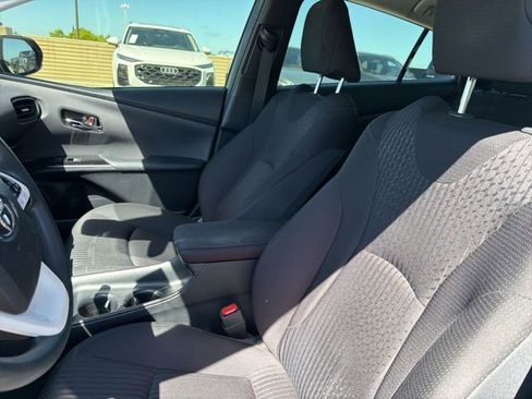 Used 2018 Toyota Prius Two w/ Prius Two Safety Plus Package image 13